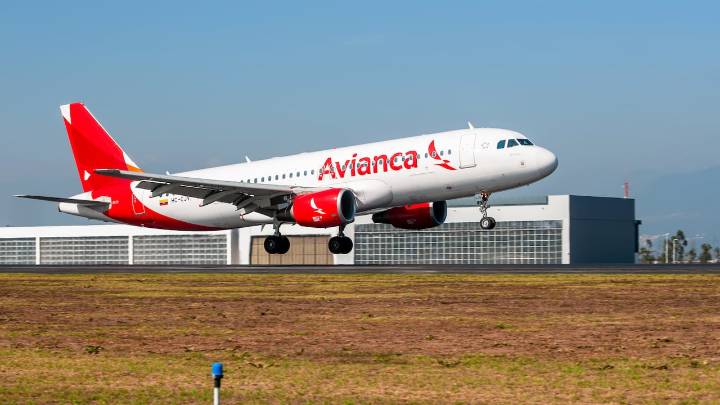 Avianca señala que ya actualizó ‘software’ en el 51% de sus aviones para “avanzar en la recuperación total de la operación”