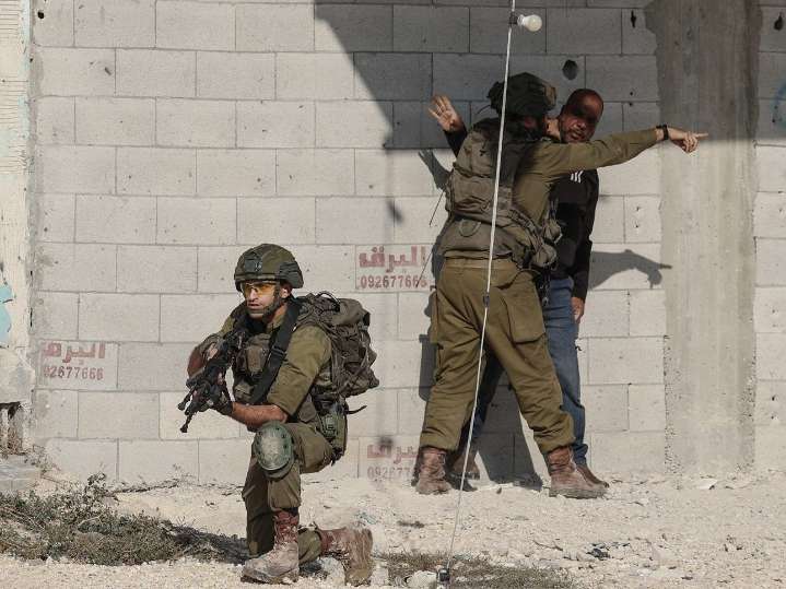 1 Israeli killed, 3 wounded in West Bank stabbing