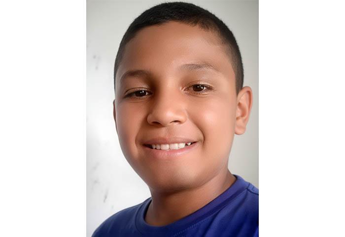 Niño cayó de canoa y fue arrastrado por el río