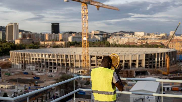 Las subcontratas del Camp Nou llevan casi dos millones en multas por fraudes laborales en las obras