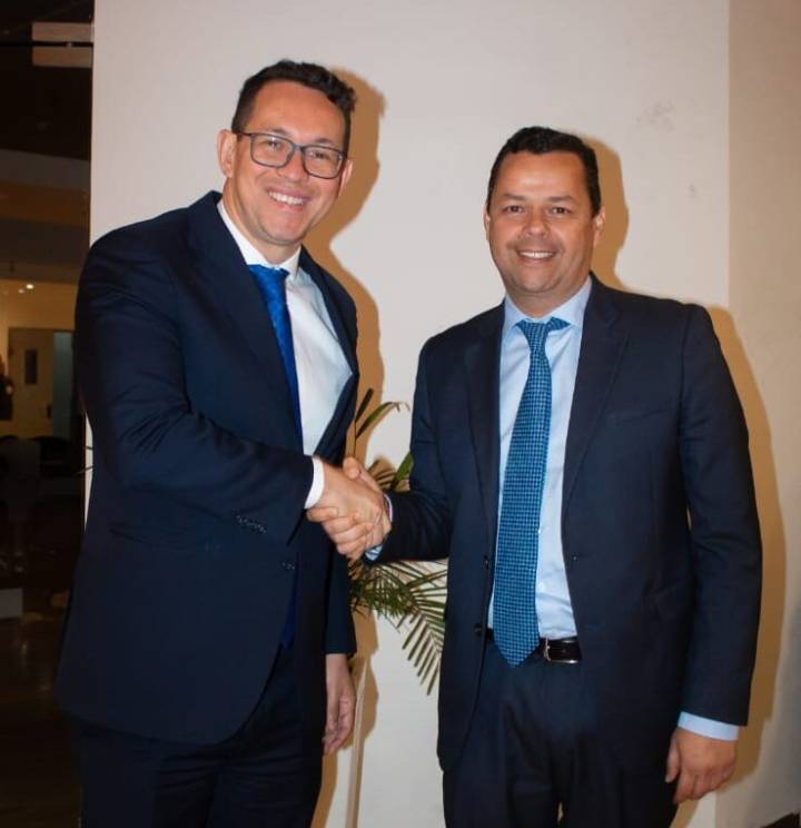 Firmó importante convenio