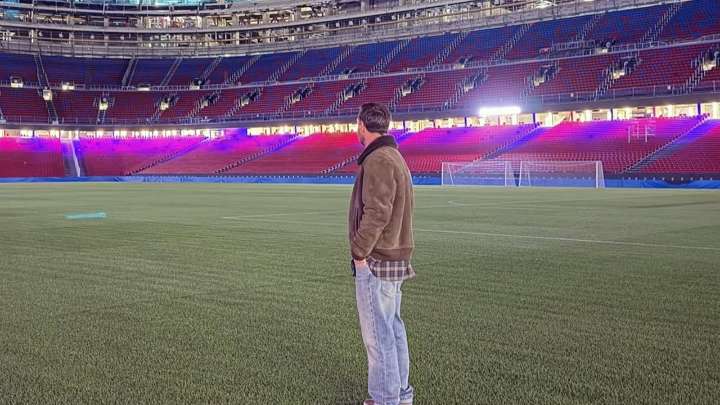 Messi visita el nuevo Spotify Camp Nou y deja caer que "ojalá algún día pueda volver"