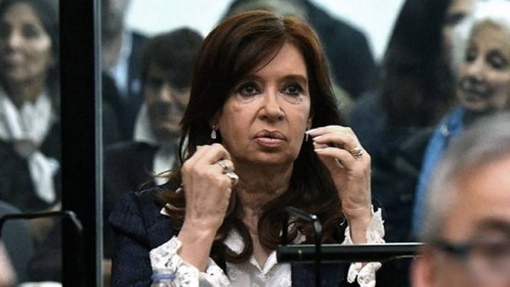 Causa Cuadernos: Cristina Kirchner fue apuntada por fiscalia como la destinataria de los fondos