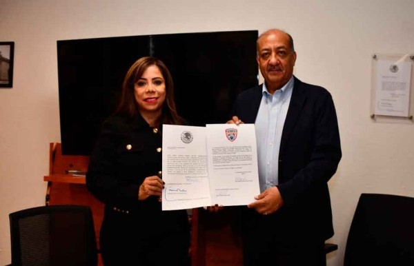 Ratifican a Anna Elizabeth Chávez como rectora de la UT de Parral