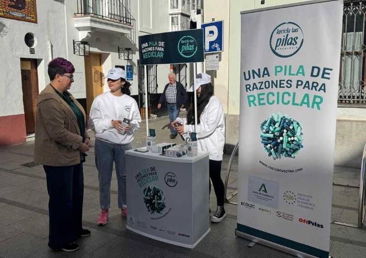 El Ayuntamiento se suma a la campaña 'Una pila de razones para reciclar'