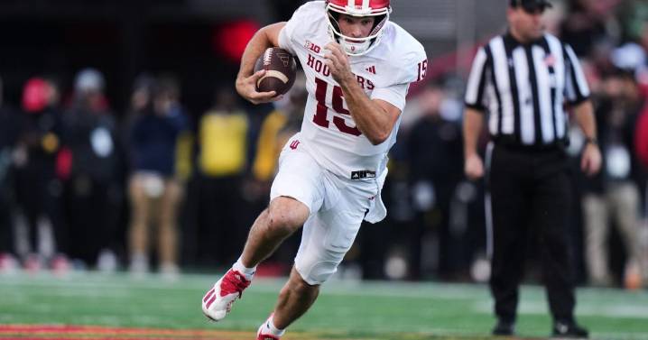 Another Indiana blowout: No. 2 Hoosiers hammer Maryland 55