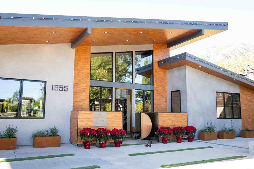 In Pasadena’s Hastings Ranch, rebuilt primary house is first in Eaton fire zone to get OK to live in