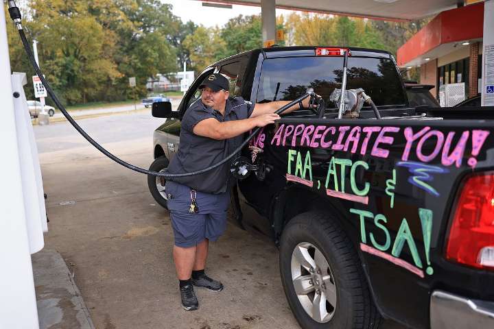 Federal employees at the Little Rock airport struggling without pay as shutdown drags on