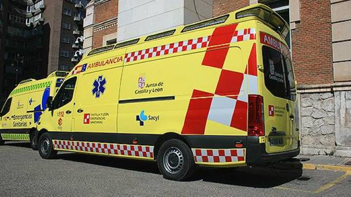 Herido un joven al chocar su patinete contra un turismo en el Ejido