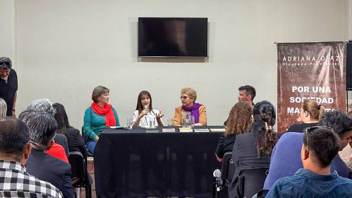 Encuentro poético en homenaje a Luis Franco