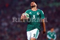 Aburren México y Uruguay con empate 0