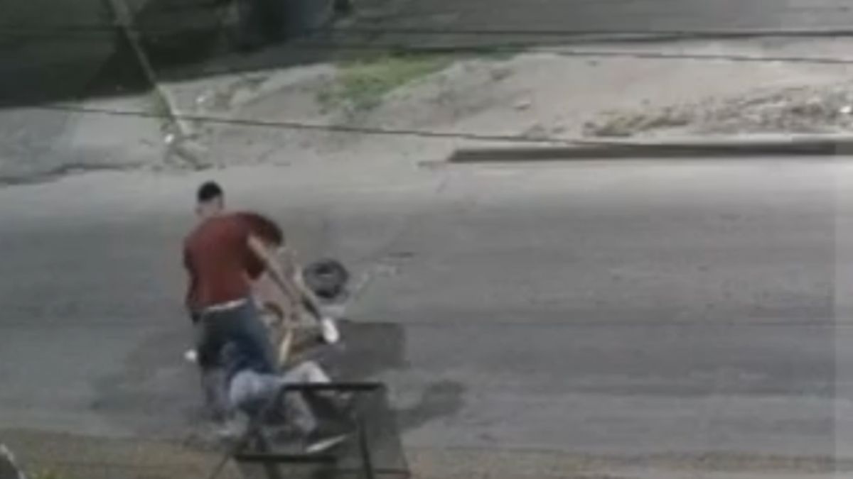 Feroz crimen en Claypole: mataron de 5 puñaladas a un hombre para robarle la billetera