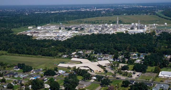 Thousands of US hazardous sites are at risk of flooding because of sea level rise, study finds