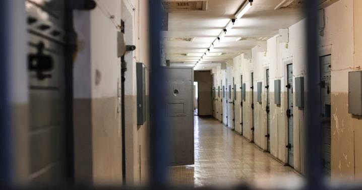 Death of Jefferson County inmate found dead in cell under investigation