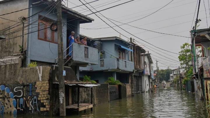 Cerca de 600 muertos debido a las inundaciones en el sur de Asia