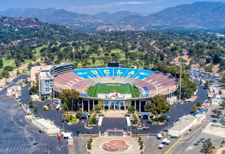 79.5% UCLA Fans Make SoFi Stadium Stance Clear as Rose Bowl Exit Looks Set Starting next season, UCLA’s home games will no longer be at the Rose Bowl, and most fans don’t seem to support the move. Mal