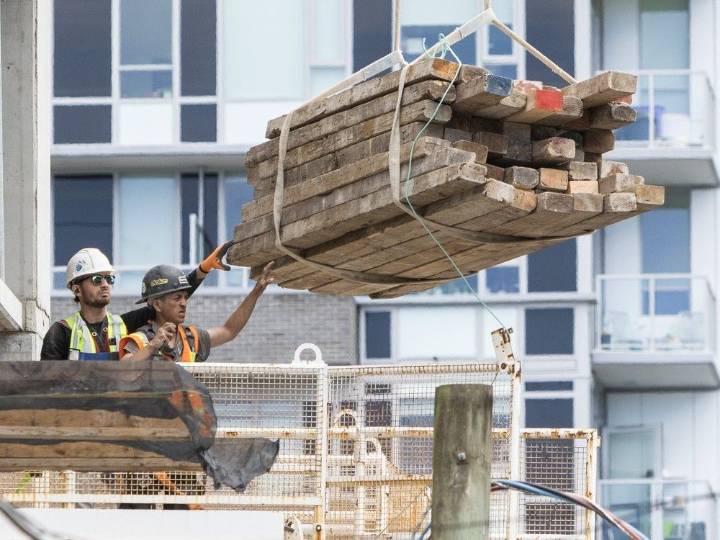 Pushback grows against B.C. NDP's stealthy housing deregulation manoeuvre