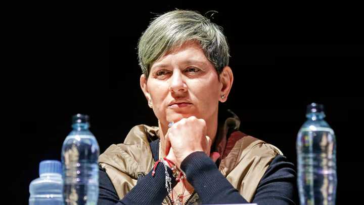 Alcocer en Suecia: vida de lujo reaviva dudas por finanzas y vínculos oficiales