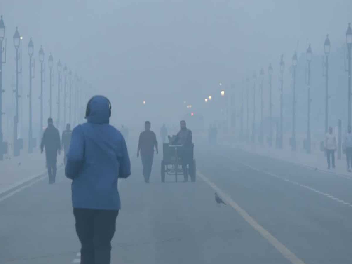 Delhi AQI improves slightly but most areas remain in ‘very poor’ zone