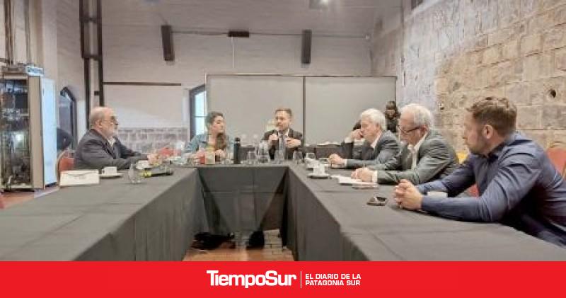 Gobierno Santa Cruz fortaleció su presencia en la 56° Asamblea del COFEMIN y en Argentina Mining Cuyo 2025