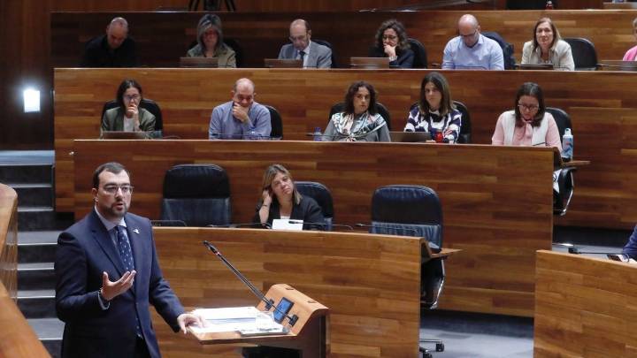 Barbón niega que conociera las denuncias de supuesta corrupción que Miss Asturias le envió por correo electrónico