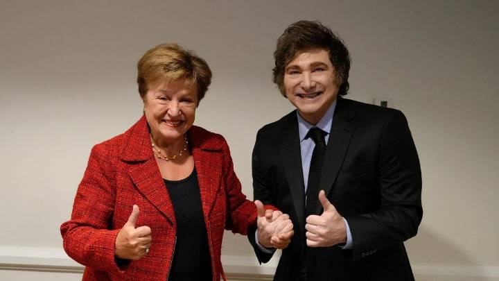 El Gobierno le paga 822 millones de dólares al FMI El monto es en concepto de intereses por la refinanciación de un crédito de 45.000 millones de dólares, pedido en 2018 en el gobierno de Mauricio Mac