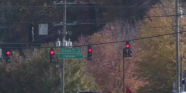 Knoxville engineers, TDOT working to upgrade Clinton Highway traffic signals to reduce congestion