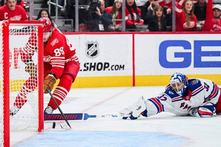 Jonathan Quick's sprawling recovery represents what he means to Rangers, plus 9 thoughts