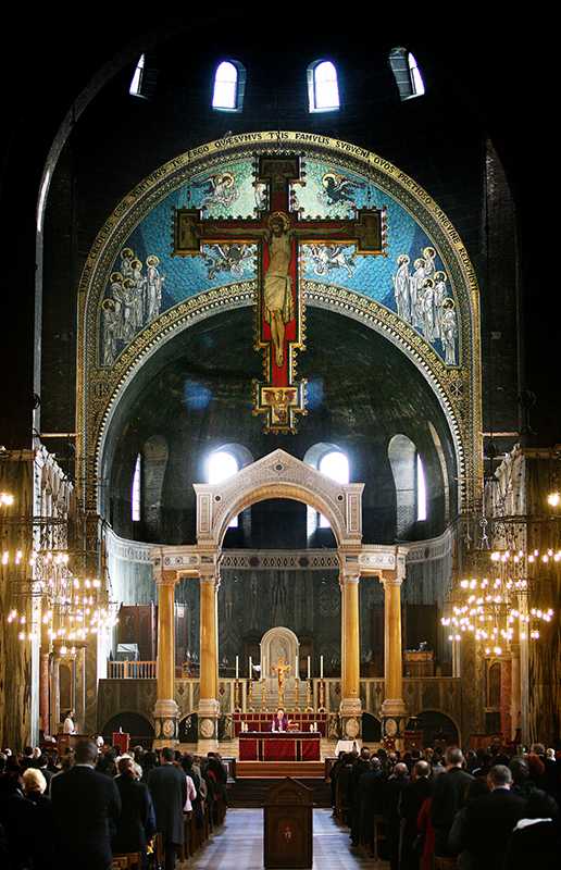 Why is Westminster Cathedral leaving Jesus in the dark?