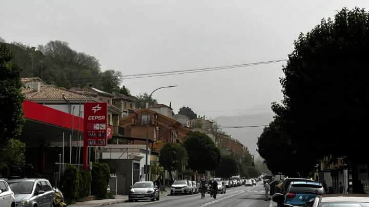 Polvo en suspensión y opciones de lluvia al final de este jueves en Granada