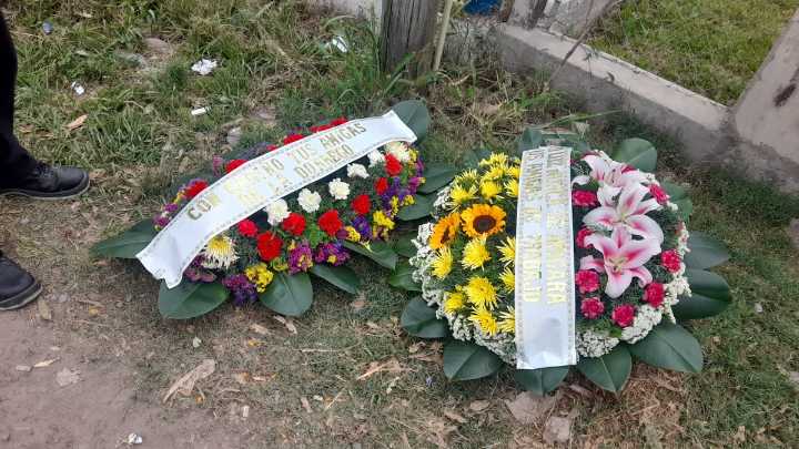 Dolor y pedido de justicia: amigos y compañeras despidieron a Daniela Mamaní en la Morgue Judicial