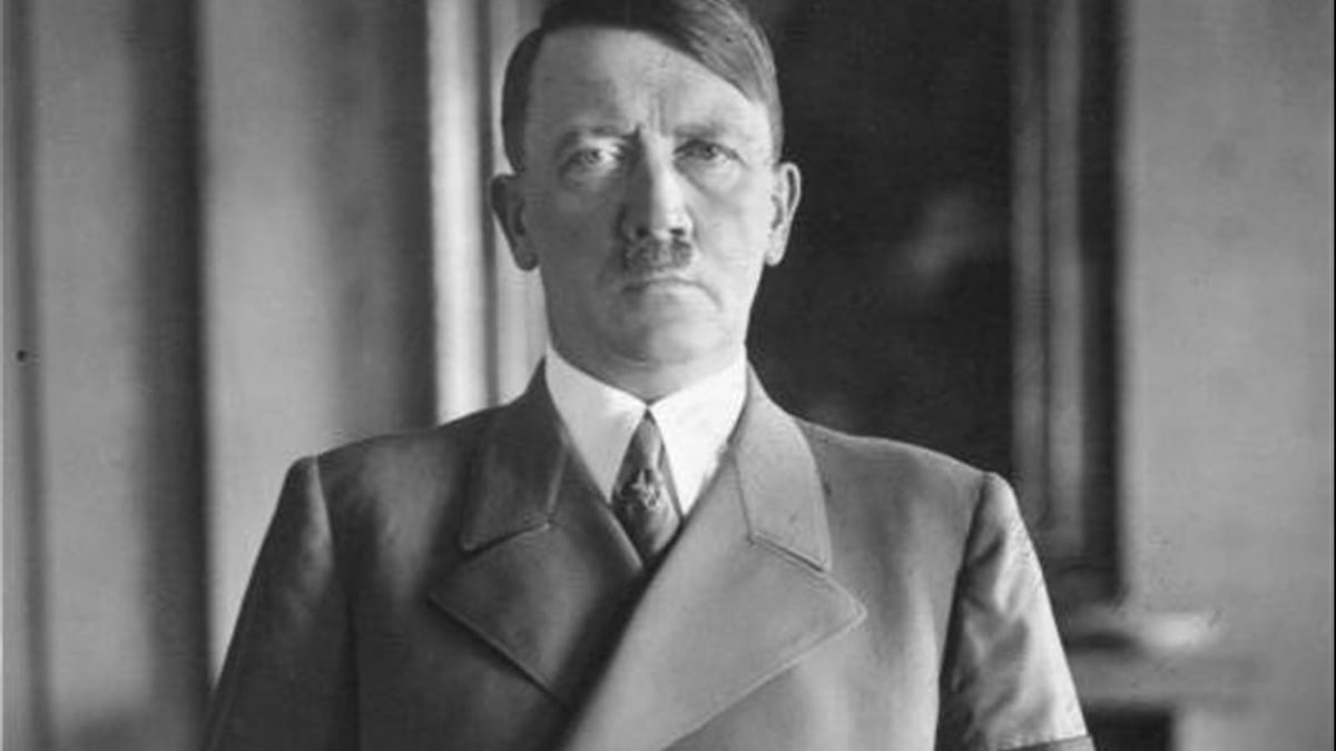 Hitler padecía un trastorno de desarrollo de sus órganos sexuales, según revela documental