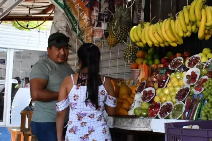 Sube la inflación en México durante la primera quincena de noviembre: frutas, energía y servicios, los más caros