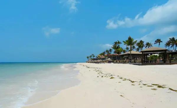 Sorpresa por la isla top para vacaciones que desplaza a Brasil y Chile