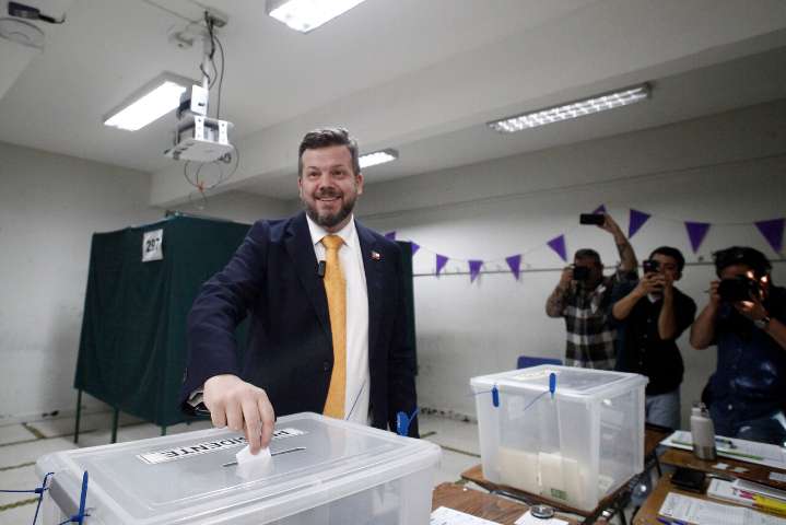 Johannes Kaiser tras votar: Aseguró que apoyará al candidato de derecha que avance a segunda vuelta “sin condiciones”