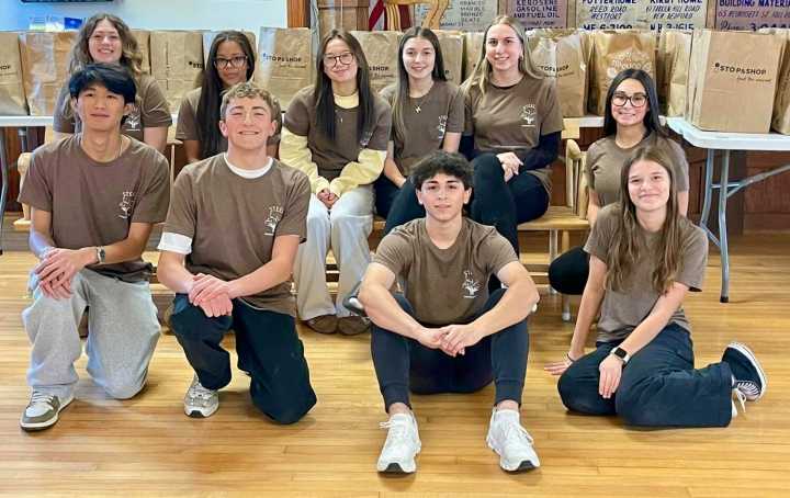 Westport Food pantry expects record Thanksgiving demand