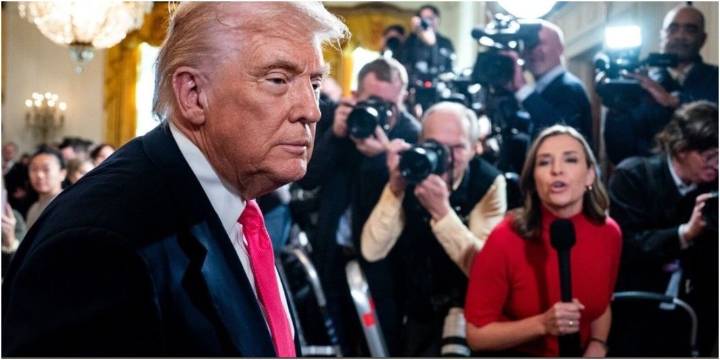 La BBC se disculpó con Donald Trump por una edición engañosa, pero negó haberlo difamado