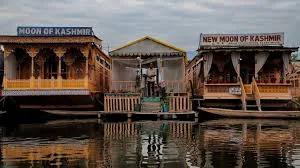 Kashmir’s houseboat owners struggle for survival amid ban on repairs