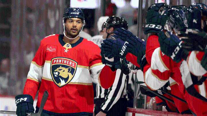 STAT PACK: Panthers erupt for 8 goals in win over Canucks