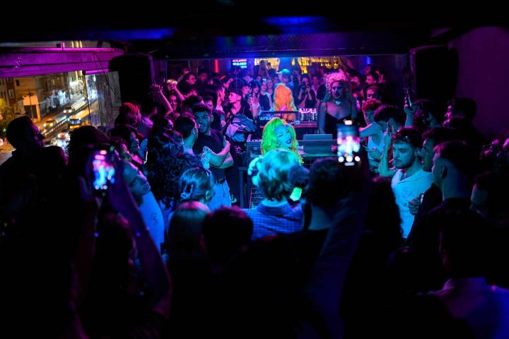 Apple elimina dos aplicaciones de citas gay en China por orden del gobierno