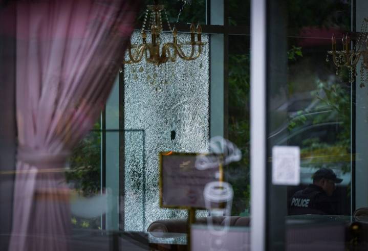 B.C. lawyers receiving extortion threats, legal regulator warns