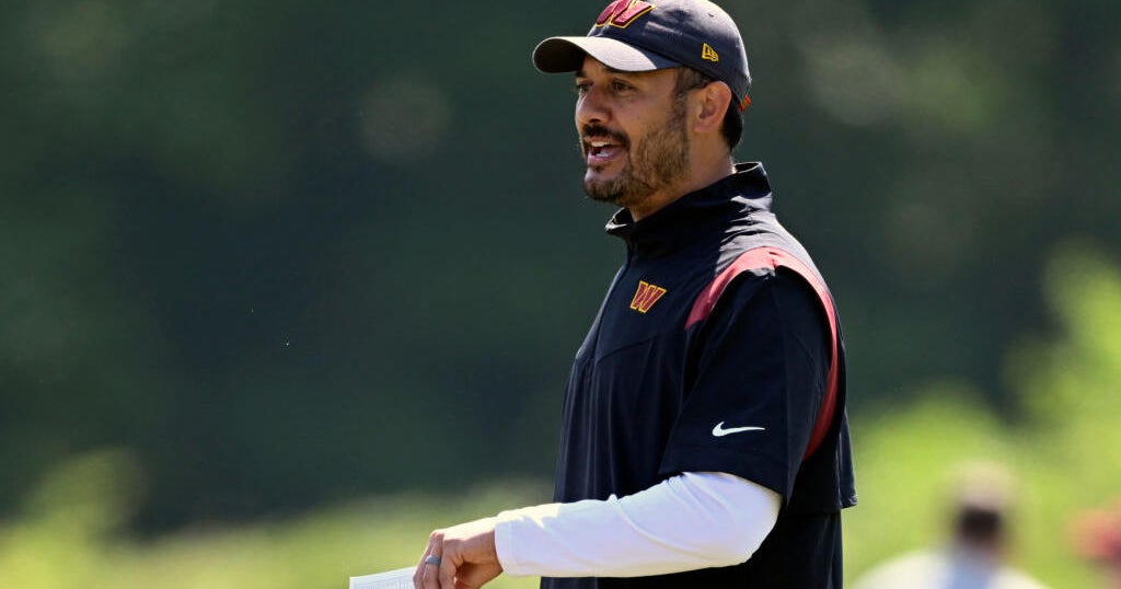 Andrew Luck hires former Stanford QB Tavita Pritchard as next football coach