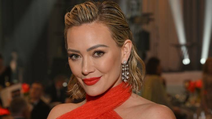 5 things to know about Hilary Duff