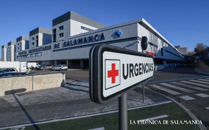 Dos heridos en una colisión entre dos turismos en Salamanca