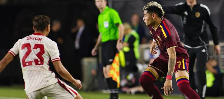 La Vinotinto perdió ante Canadá