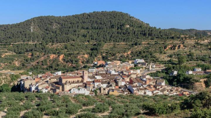 Destinan ayudas a potenciar el turismo en 12 municipios con riesgo de despoblación de la Vall, la Costera y la Canal
