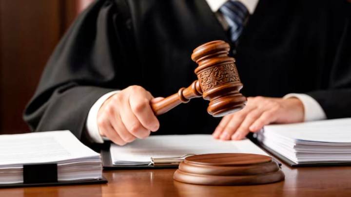 Padre que debe pensión de alimentos en Argentina quedó con prohibición de hacer su hobby favorito