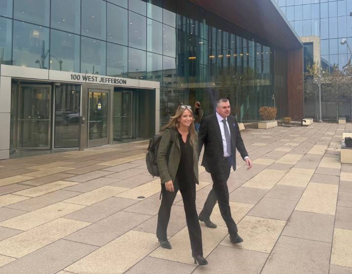 State rests case against New Lenox business owners