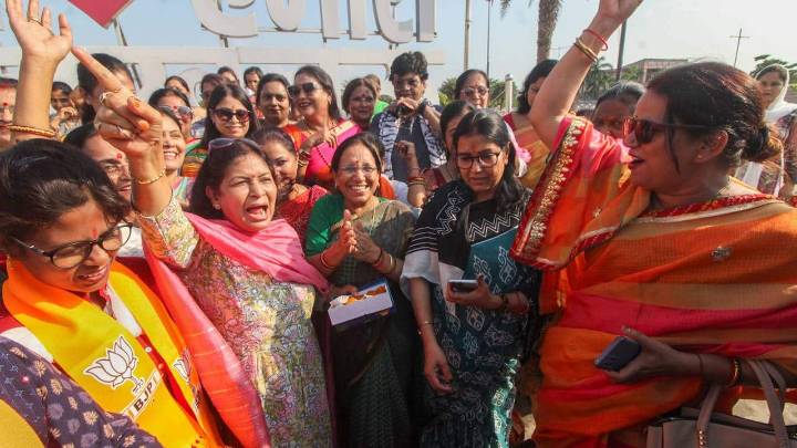 Supreme Court notice to Centre on plea to implement women's reservation in Parliament