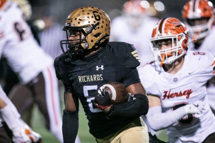 7A football: Ahmad Buchanan provides boost for Richards
